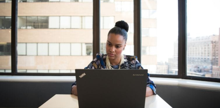 Aprenda formatar um notebook LENOVO