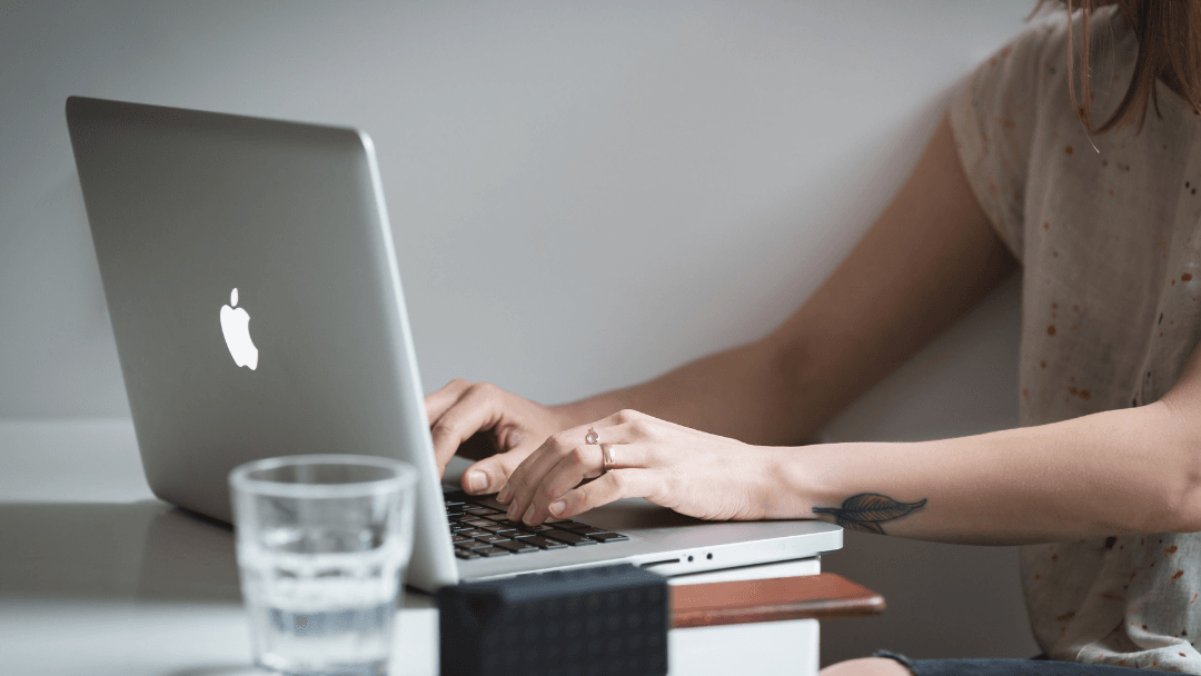 Quanto custa o vidro de MacBook